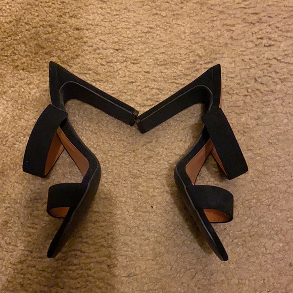 Black sandal heels - Picture 3 of 4